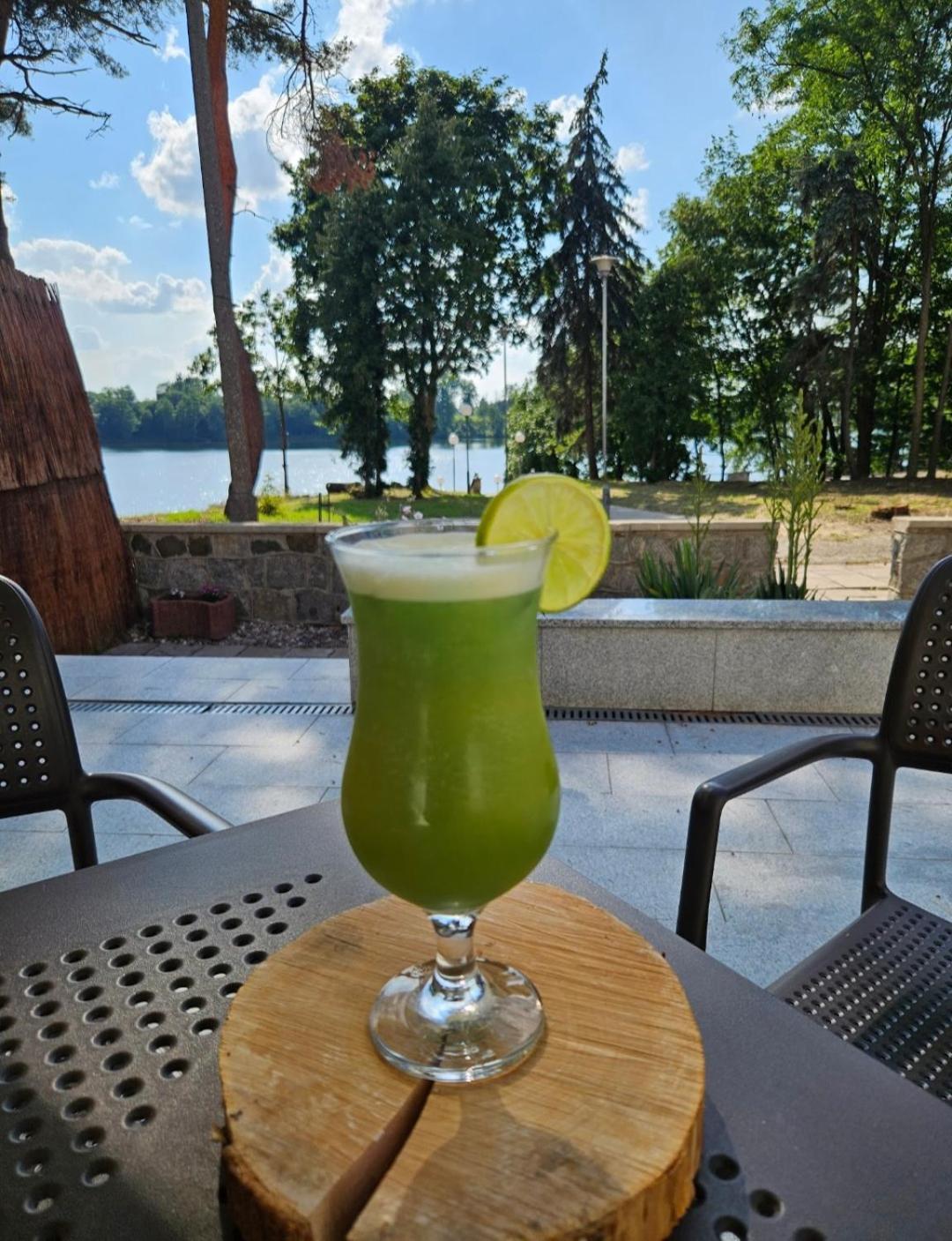 Papaver Hotel Ślesin Buitenkant foto